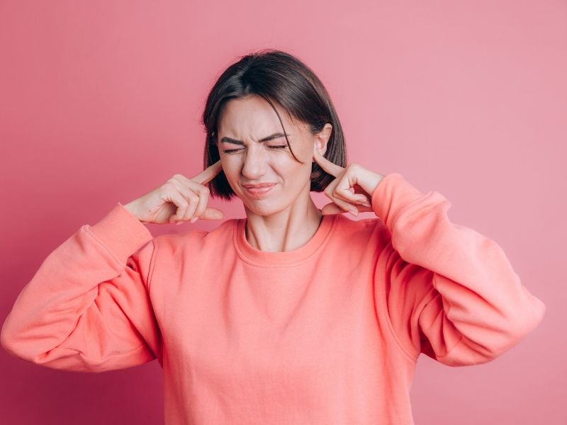 kulak-tikanikligi-neden-olur